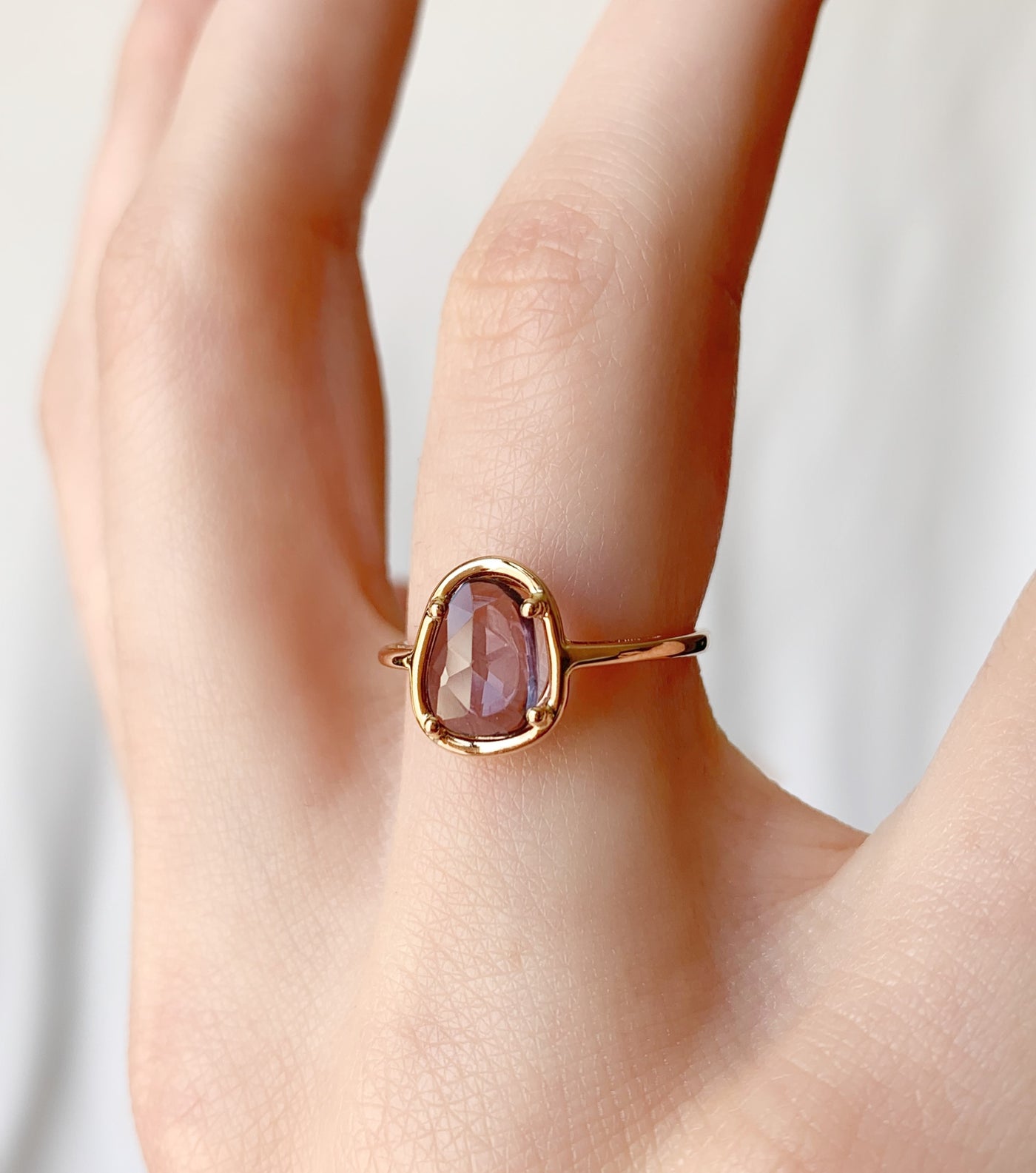 Sapphire Petal Ring "Mini" - purple sapphire