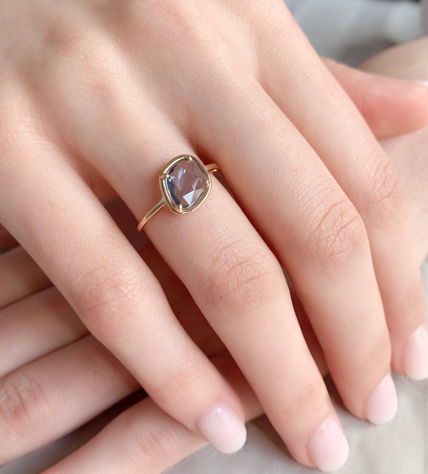 Sapphire Petal Ring "Mini" - blue sapphire