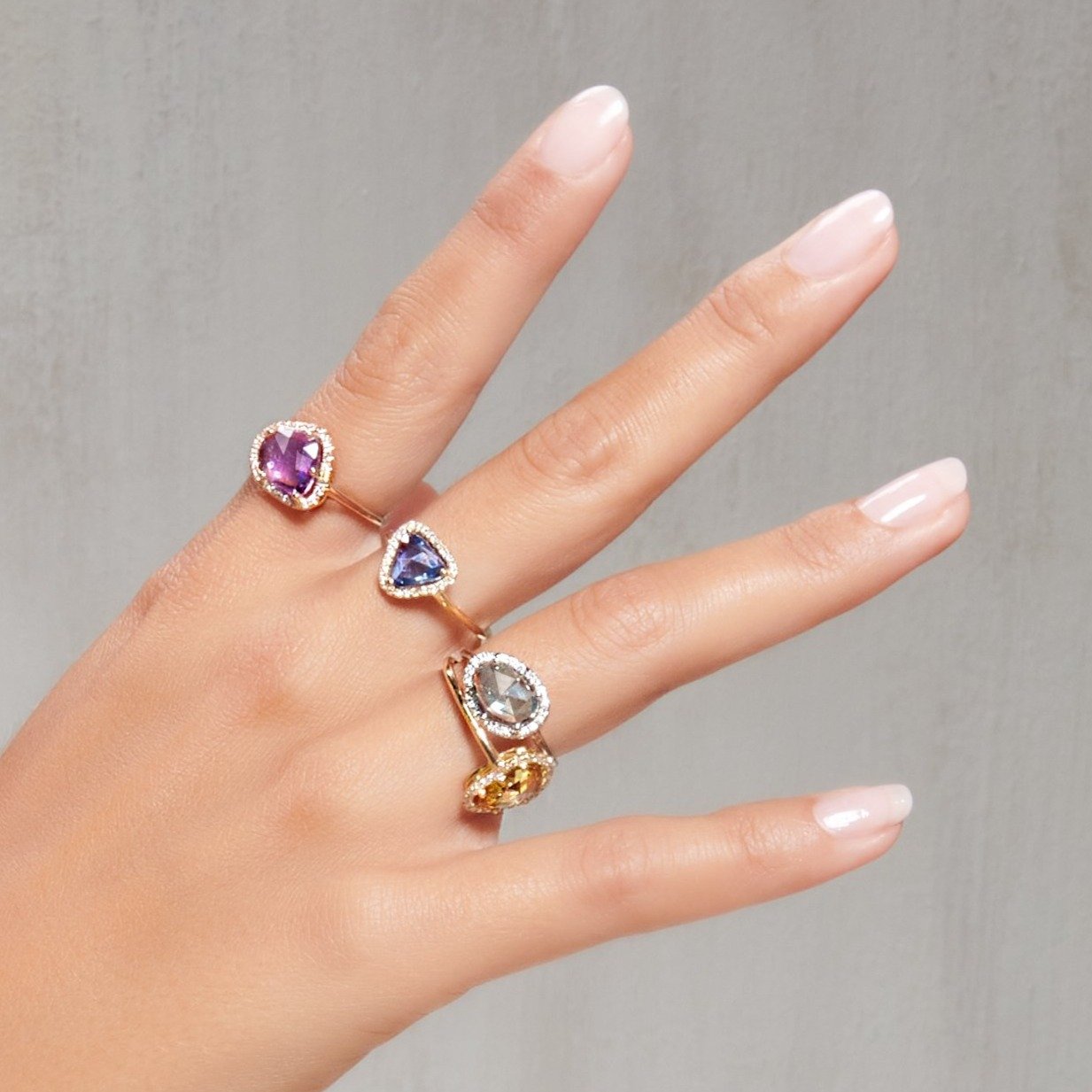 Sapphire Petal Ring - Pink sapphire AND DIAMONDS