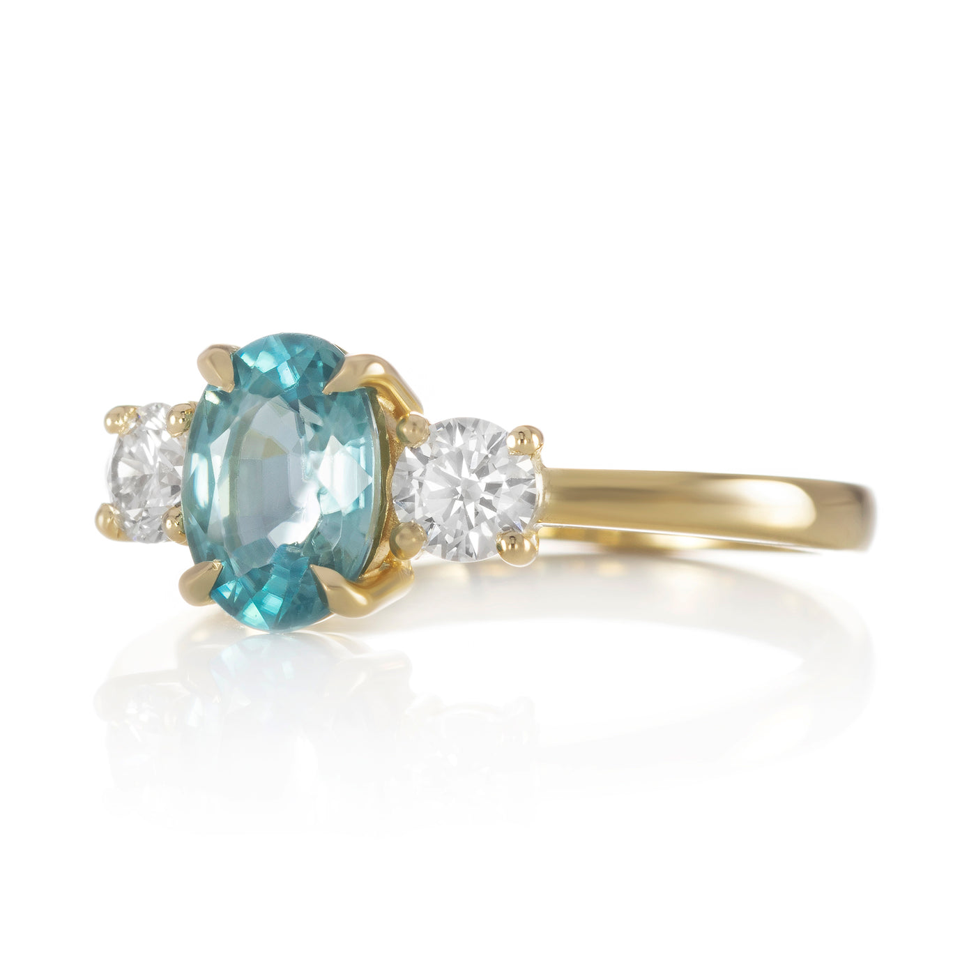 Capucine<span> Ring </span>Natural Zircon