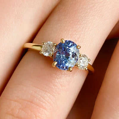 Bague Capucine Saphir bleu clair