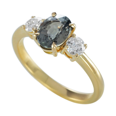 Bague Capucine Saphir vert-brun clair