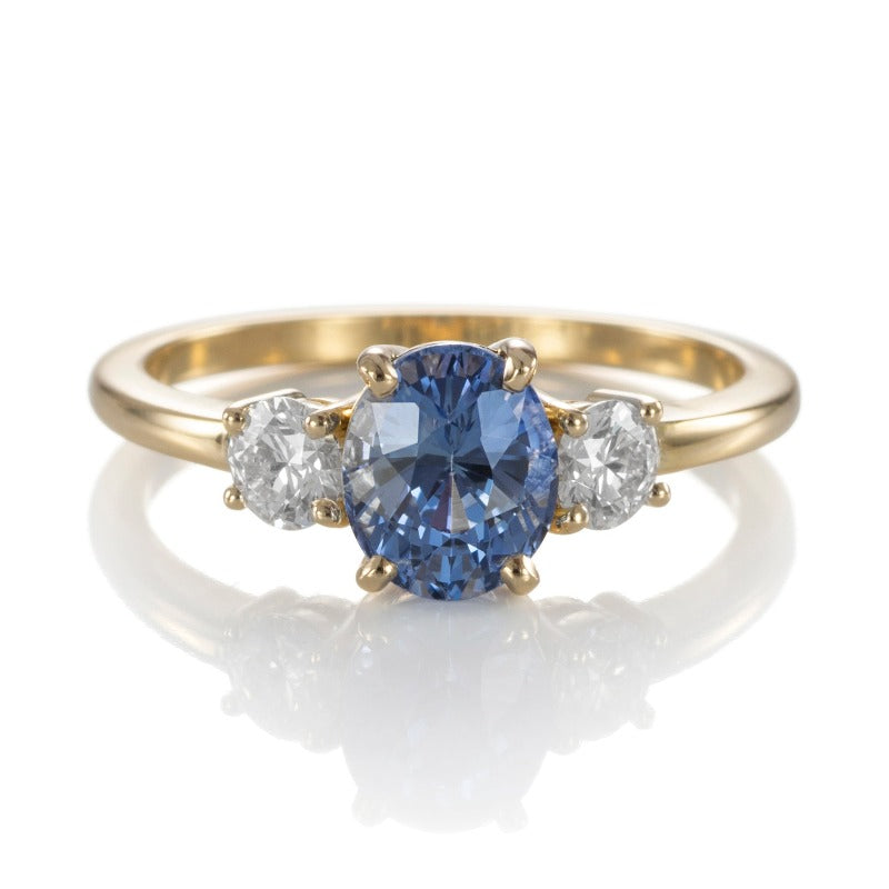 Bague Capucine Saphir bleu clair