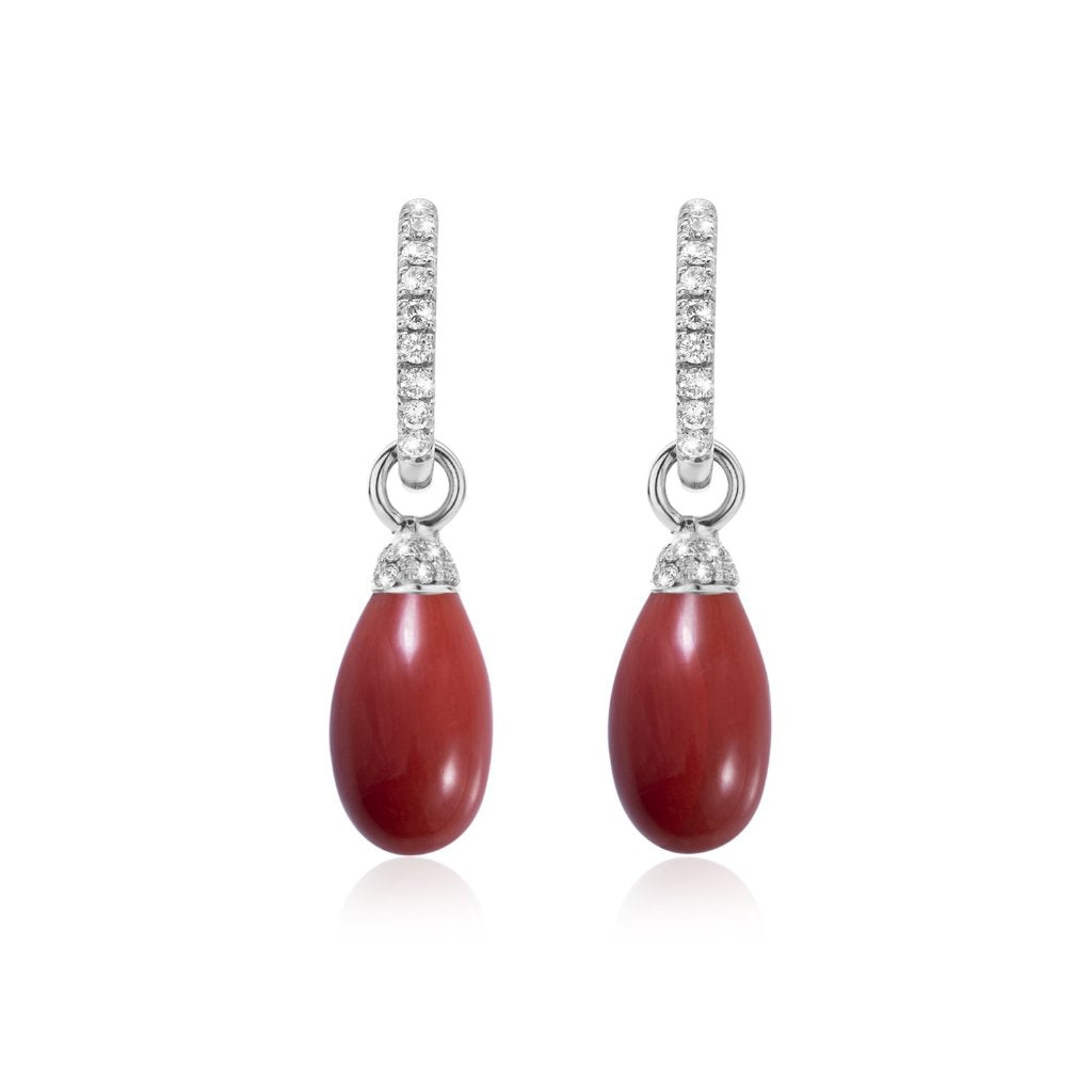Créoles or blanc, diamants et corail.